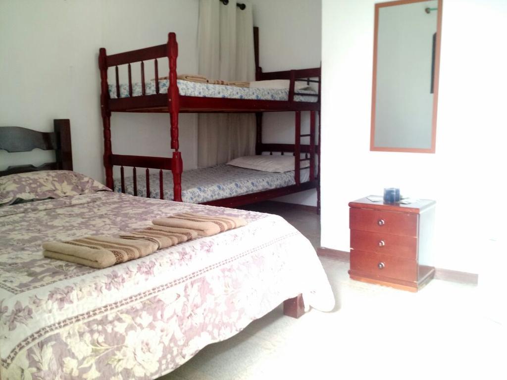 Suites Tropicana Guesthouse 카보프리우 외부 사진